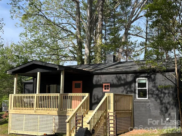 $2,500 | 17 Springdale Avenue, Asheville, NC 28803