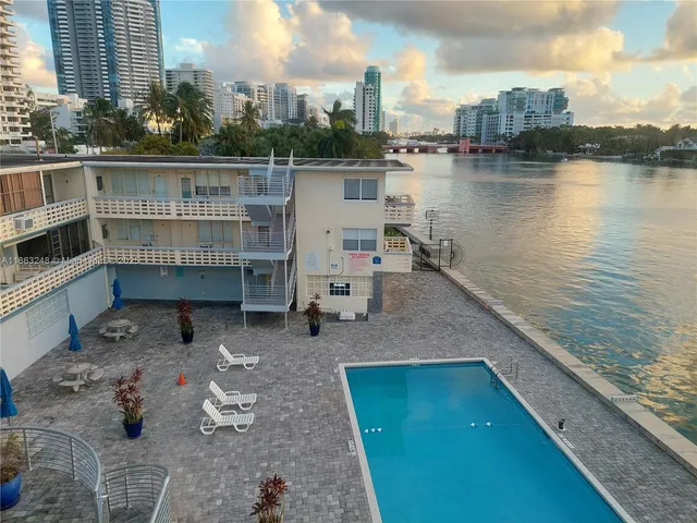 $155,000 | 6484 Indian Creek Drive, Unit 320, Miami Beach, FL 33141