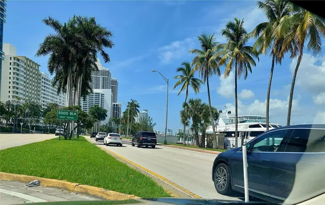 $155,000 | 6484 Indian Creek Drive, Unit 320, Miami Beach, FL 33141