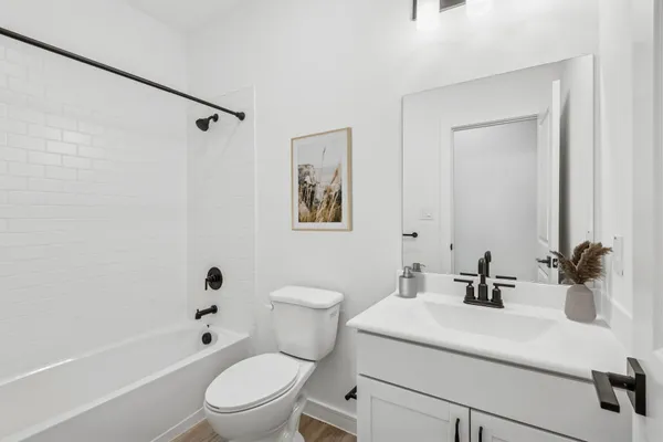 $2,795 | 121 Knight Bayou Drive, Dayton, TX 77535