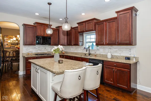 $1,075,000 | 2540 Wineland Creek Drive, Carmel, IN 46074