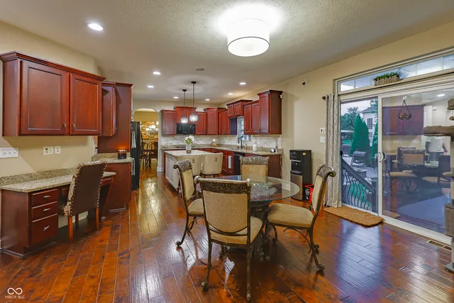 $1,075,000 | 2540 Wineland Creek Drive, Carmel, IN 46074