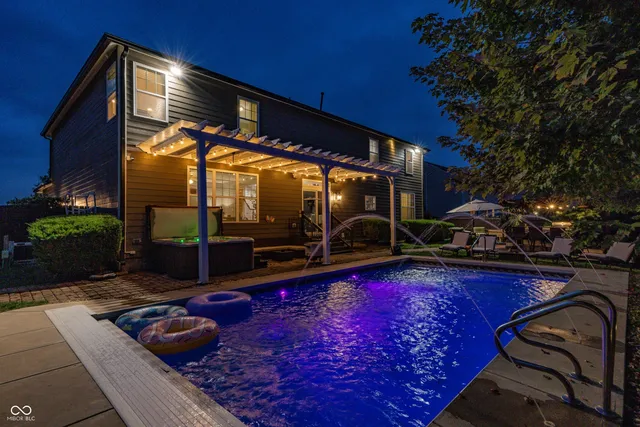 $1,075,000 | 2540 Wineland Creek Drive, Carmel, IN 46074