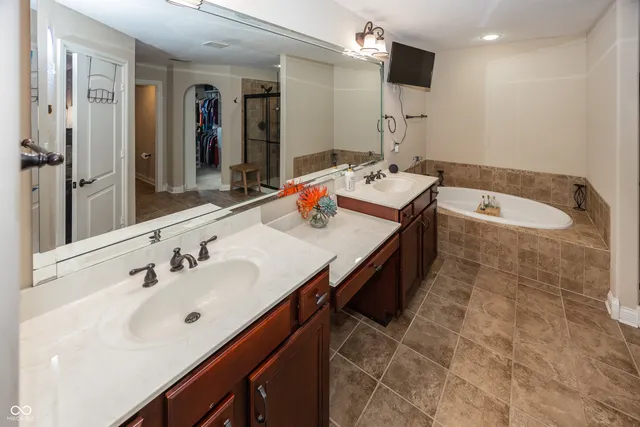 $1,075,000 | 2540 Wineland Creek Drive, Carmel, IN 46074