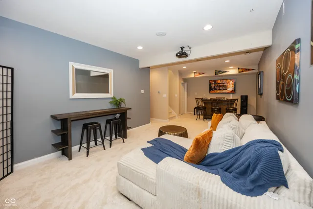 $1,075,000 | 2540 Wineland Creek Drive, Carmel, IN 46074