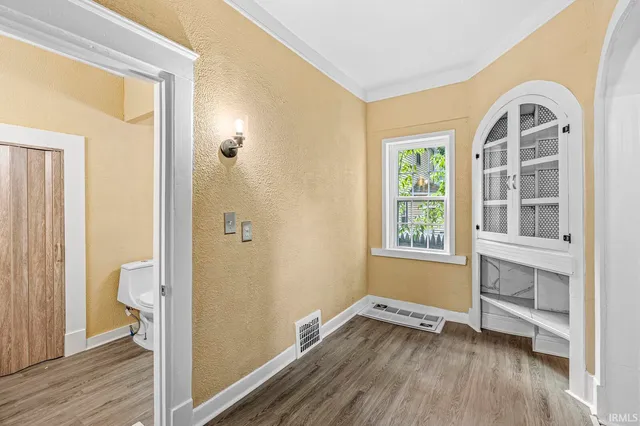 $359,900 | 1052 Portage Avenue, South Bend, IN 46616