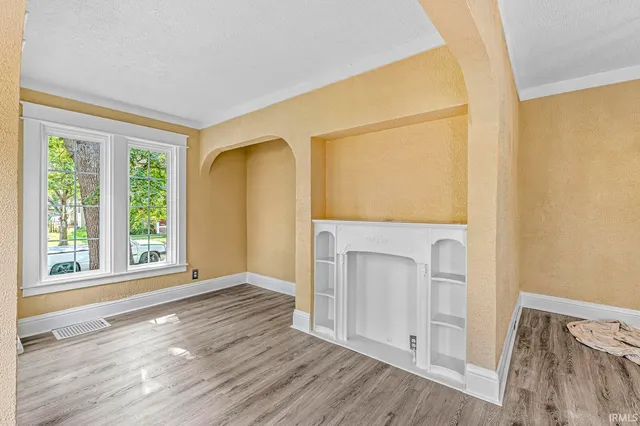 $359,900 | 1052 Portage Avenue, South Bend, IN 46616