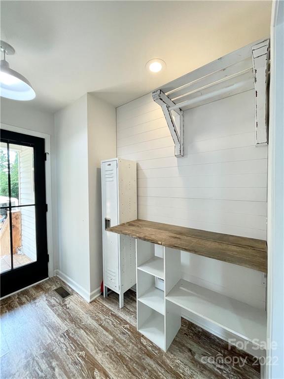 203 Dayton Road Dallas, NC 28034 - Photo 11 of 27 Gallery Image 11