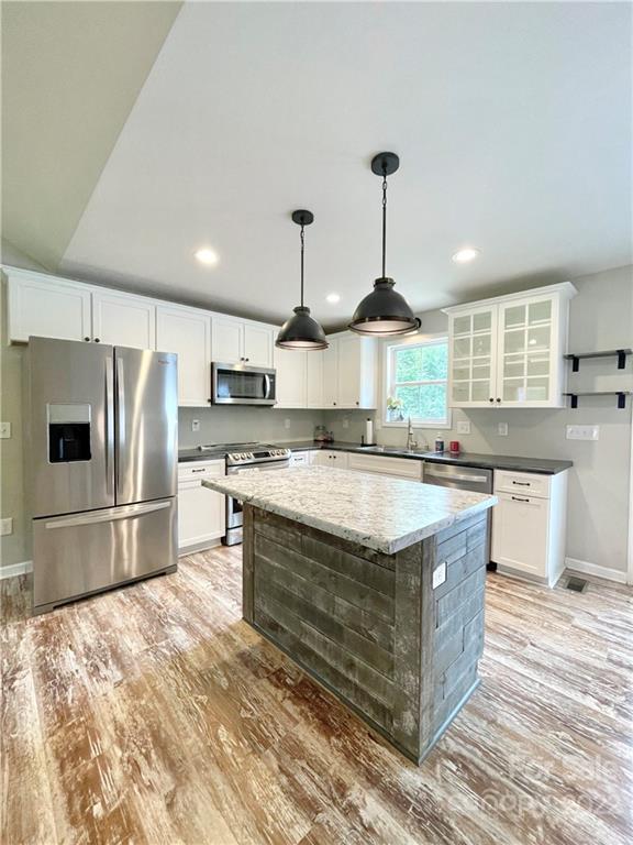 203 Dayton Road Dallas, NC 28034 - Photo 8 of 27 Gallery Image 8