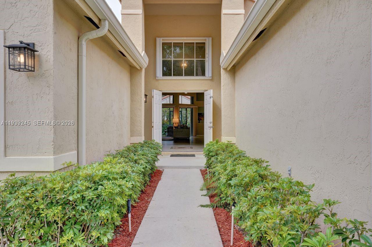 581 Slippery Rock Road Weston, FL 33327 - Photo 6 of 55