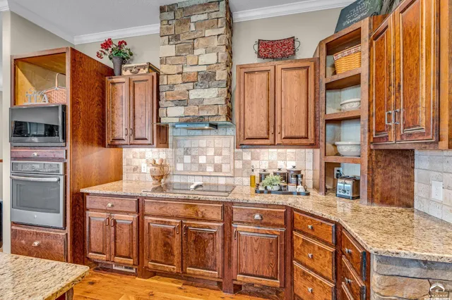 $589,000 | 732 North Blazing Star Drive, Lawrence, KS 66049