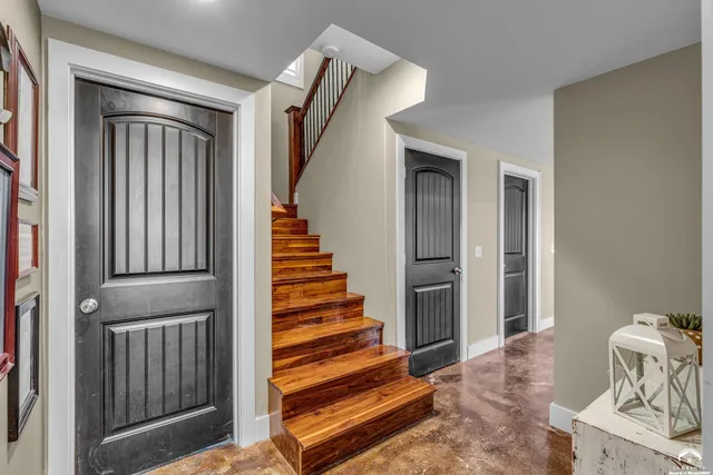 $589,000 | 732 North Blazing Star Drive, Lawrence, KS 66049