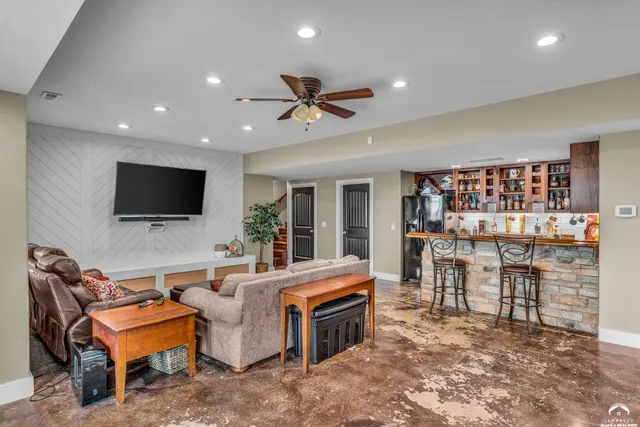 $589,000 | 732 North Blazing Star Drive, Lawrence, KS 66049