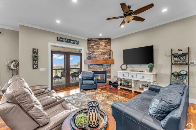 $589,000 | 732 North Blazing Star Drive, Lawrence, KS 66049