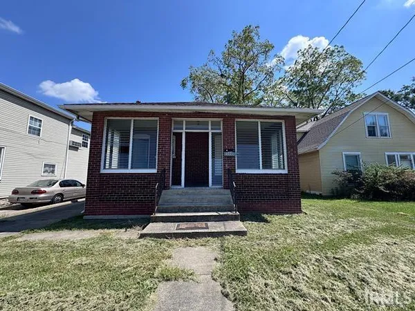 $1,100 | 1500 Wheeling Avenue, Muncie, IN 47303