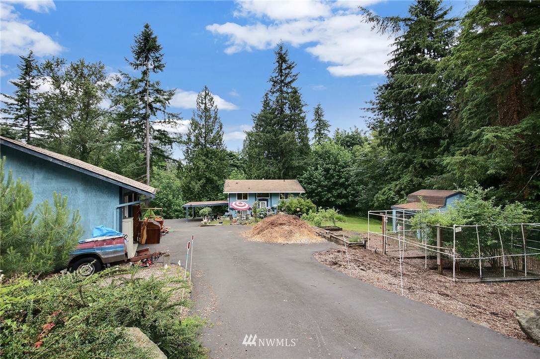 15205 207th Place Southeast Renton, WA 98059 - Photo 6 of 9