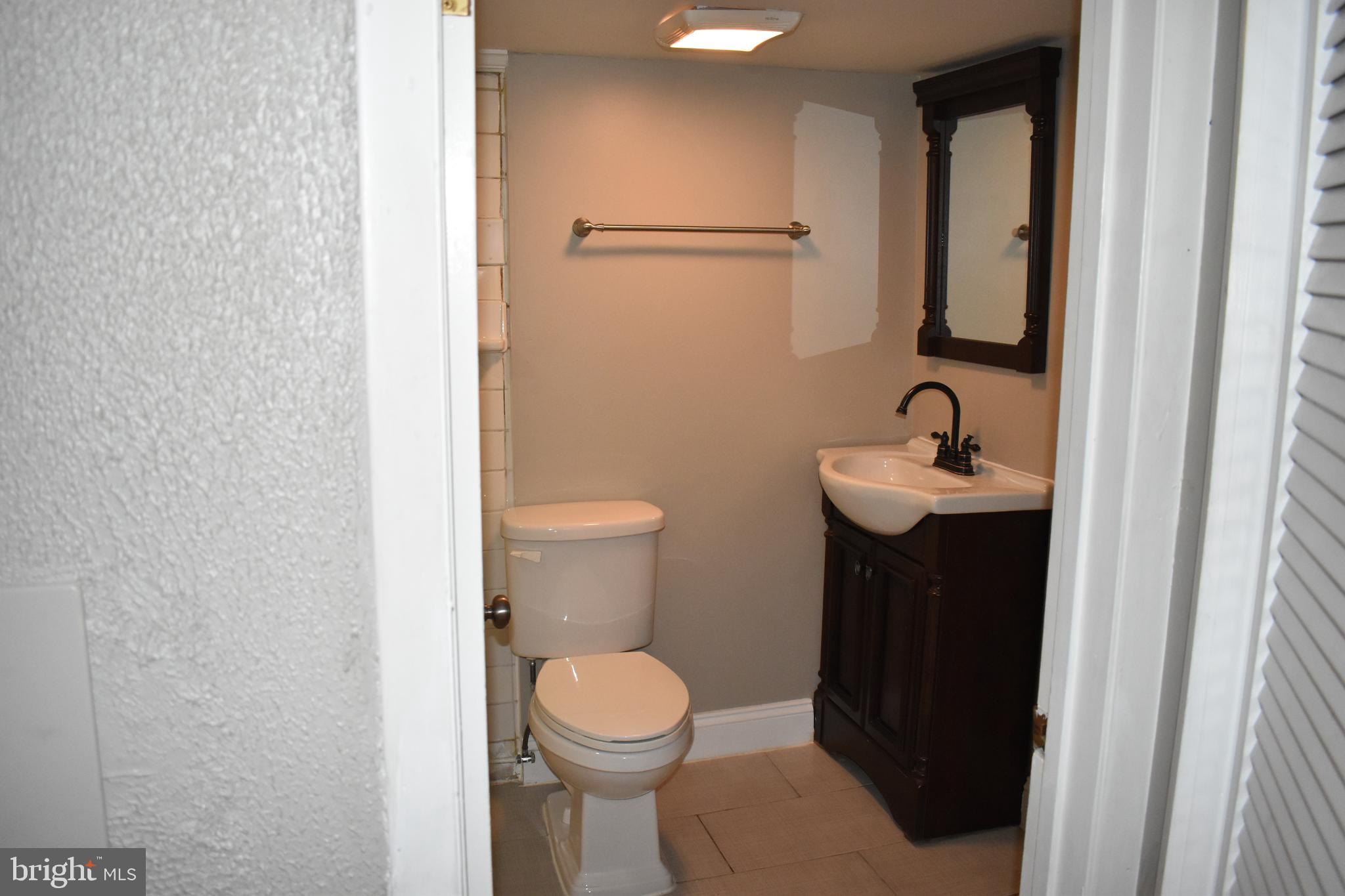 6 South Tremont Road Baltimore, MD 21229 - Photo 17 of 33 Lower Level Full Bath