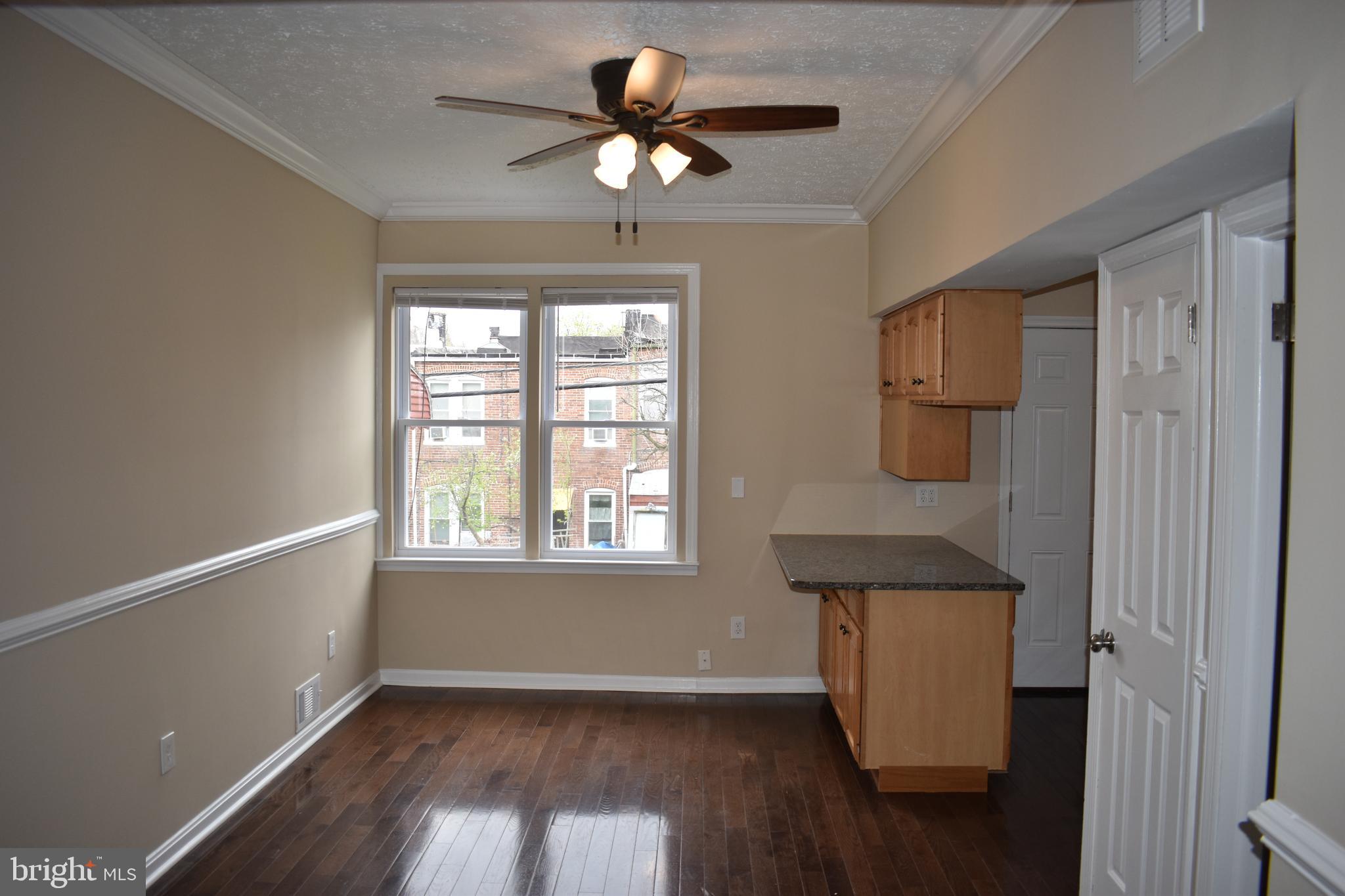 6 South Tremont Road Baltimore, MD 21229 - Photo 7 of 33 Dining Room