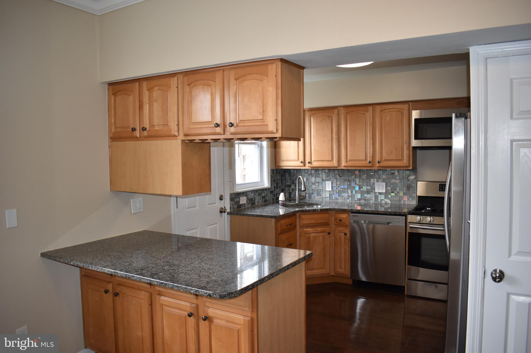 6 South Tremont Road Baltimore, MD 21229 - Photo 8 of 33 Updated Kitchen