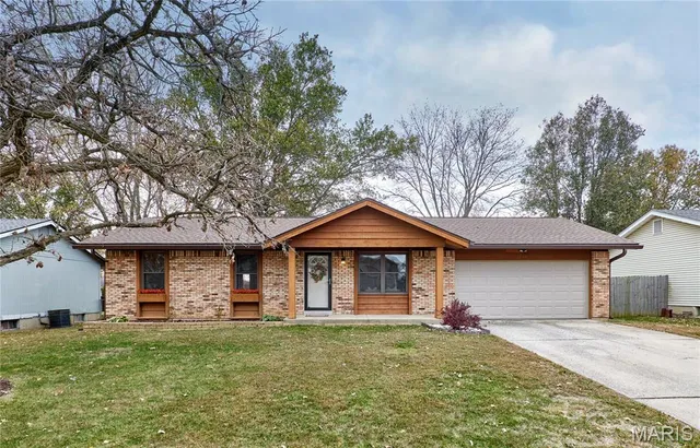 $280,000 | 3900 Summer Forest Drive, St. Charles, MO 63304