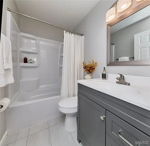 $280,000 | 3900 Summer Forest Drive, St. Charles, MO 63304