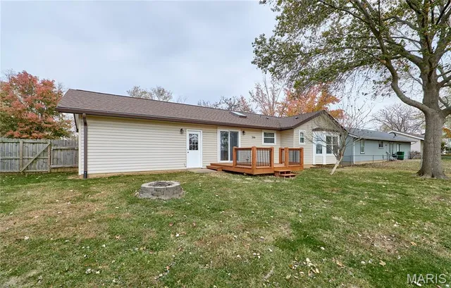 $280,000 | 3900 Summer Forest Drive, St. Charles, MO 63304