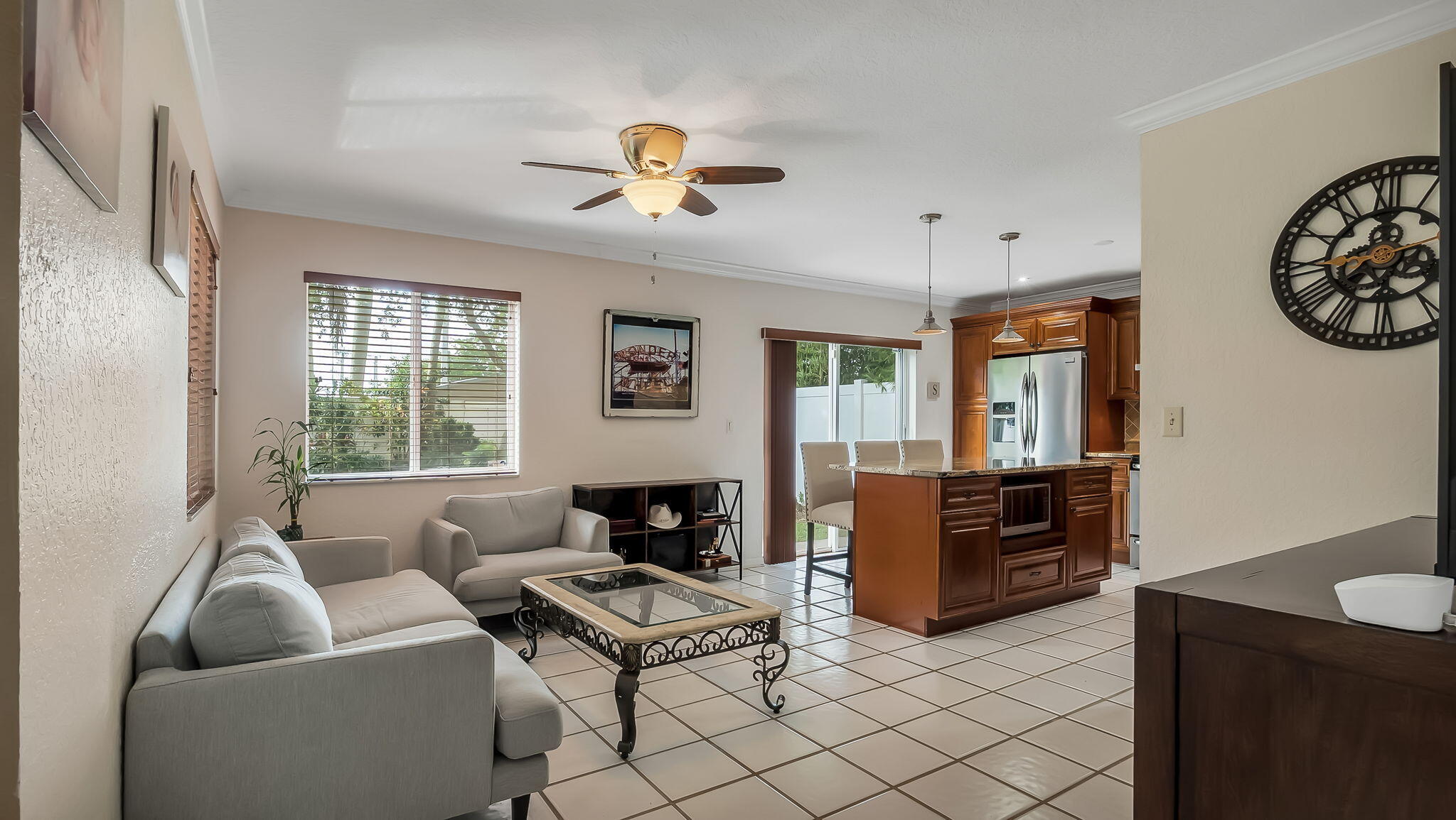2510 Rampart Way South Hollywood, FL 33026 - Photo 7 of 33 19-web-or-mls-DSC08878