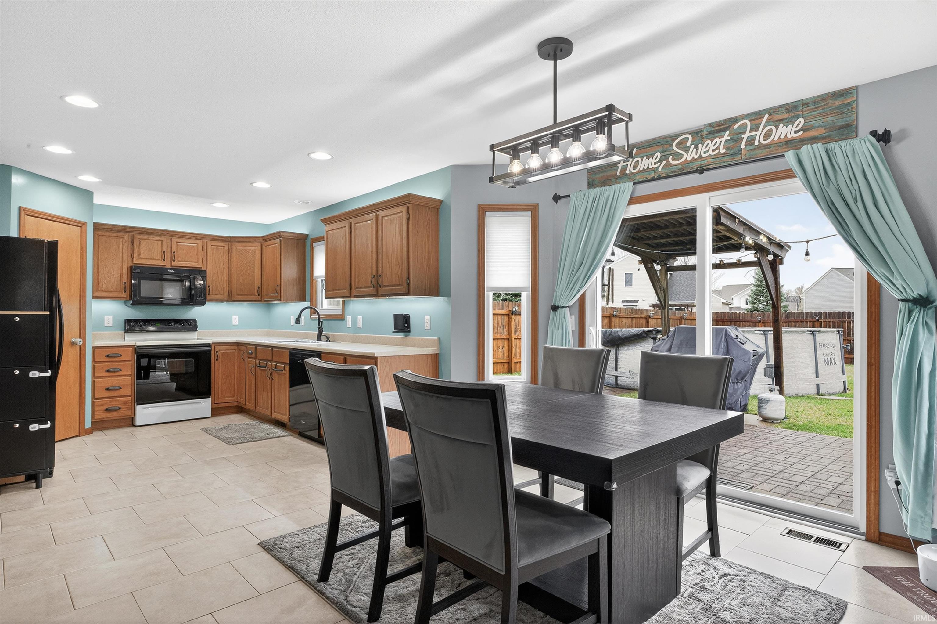 5701 Gate Tree Lane Fort Wayne, IN 46835 - Photo 8 of 36