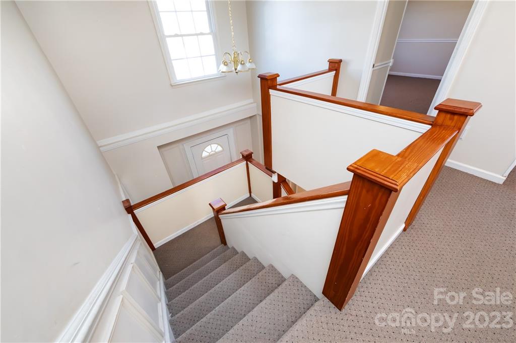 7915 Robin Crest Road Charlotte, NC 28226 - Photo 15 of 31 Gallery Image 15