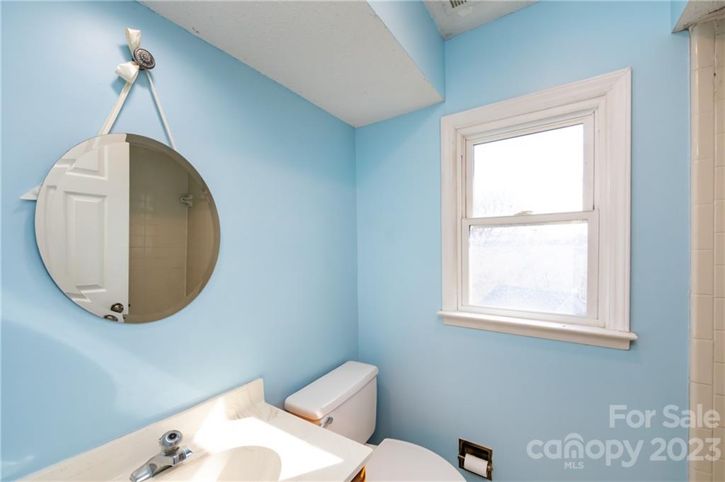 7915 Robin Crest Road Charlotte, NC 28226 - Photo 19 of 31 Gallery Image 19