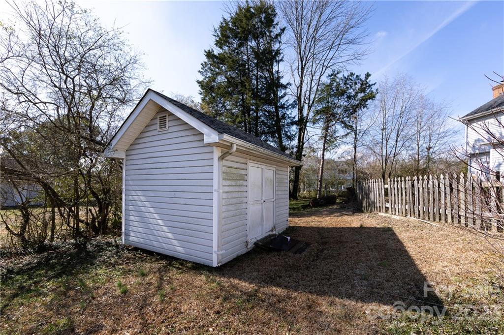 7915 Robin Crest Road Charlotte, NC 28226 - Photo 24 of 31 Gallery Image 24
