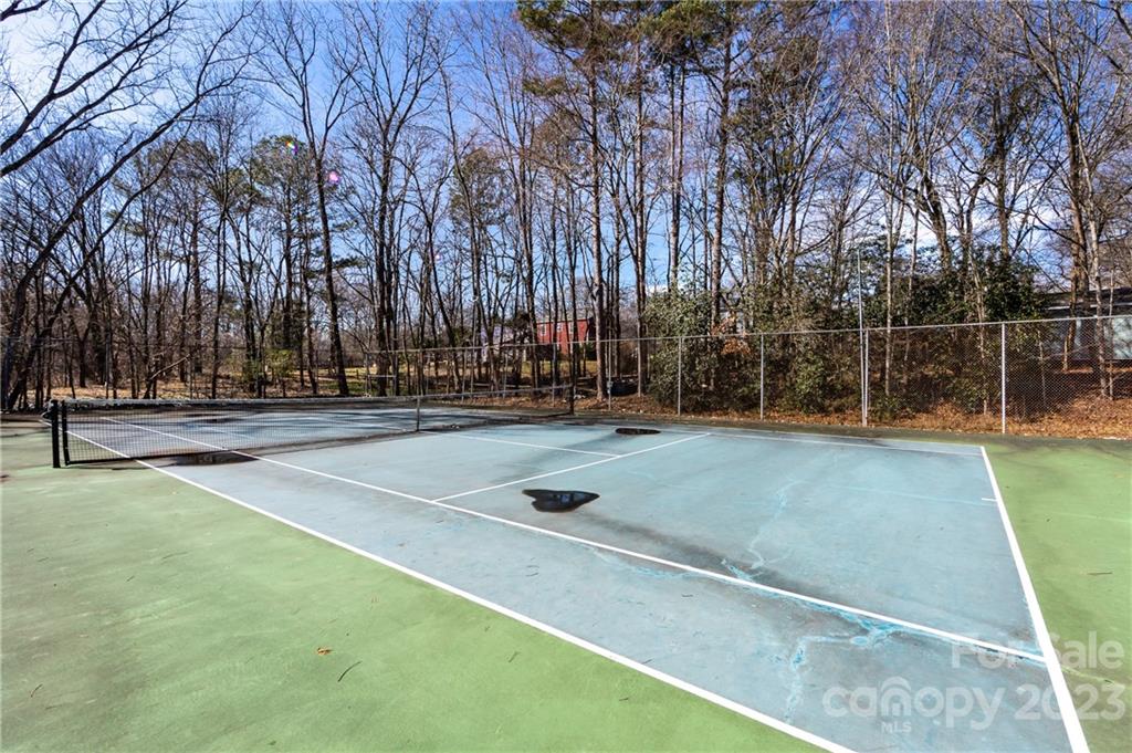 7915 Robin Crest Road Charlotte, NC 28226 - Photo 27 of 31 Gallery Image 27