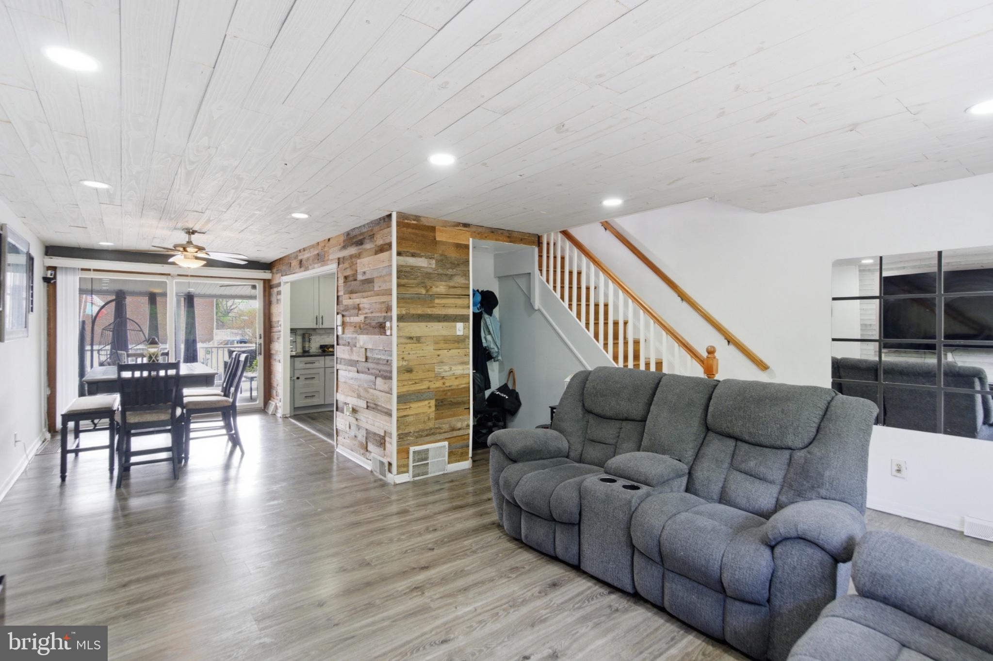 3602 Academy Road Philadelphia, PA 19154 - Photo 3 of 21 Modern living space with rustic charm.