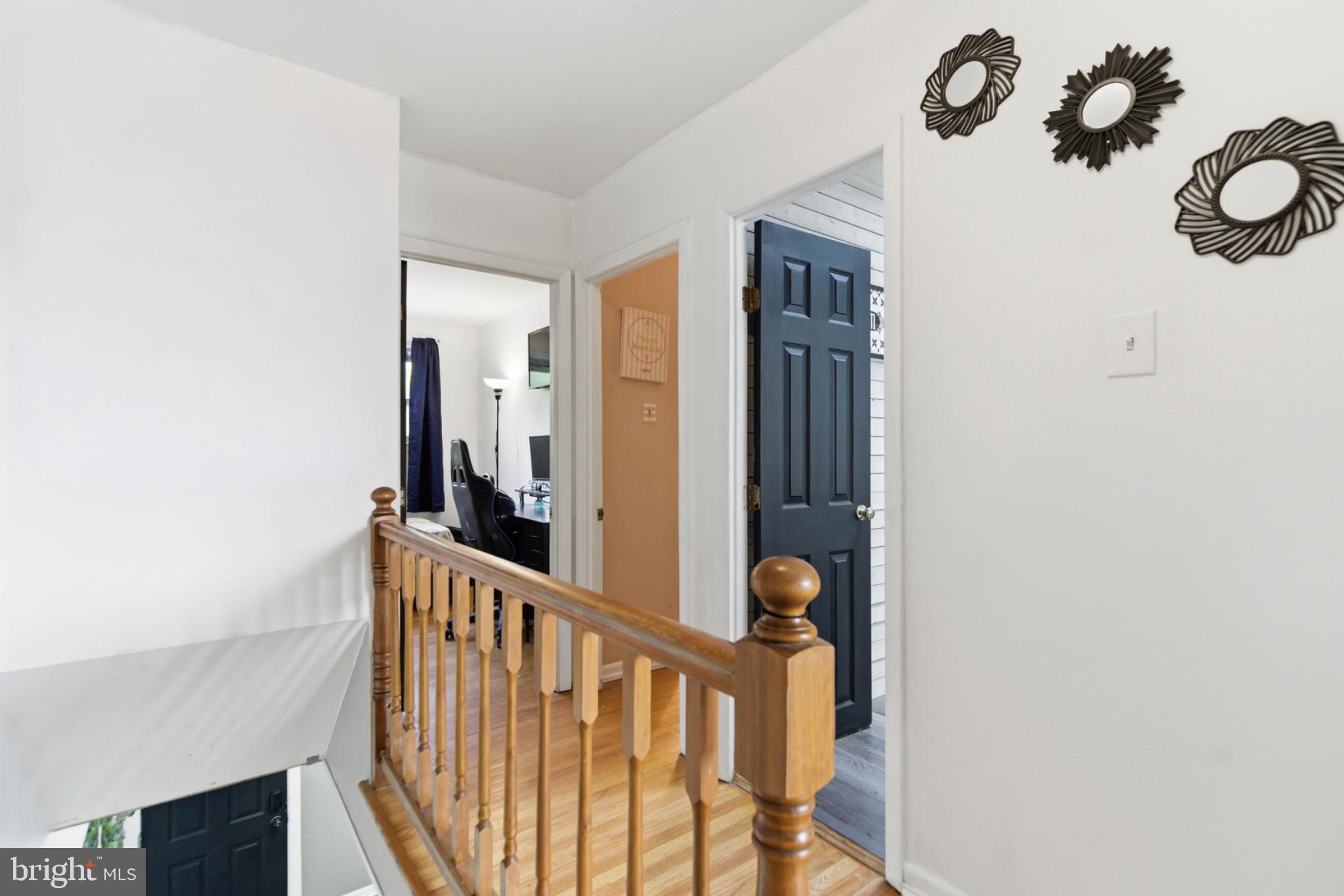 3602 Academy Road Philadelphia, PA 19154 - Photo 8 of 21 Inviting hallway with stylish accents.