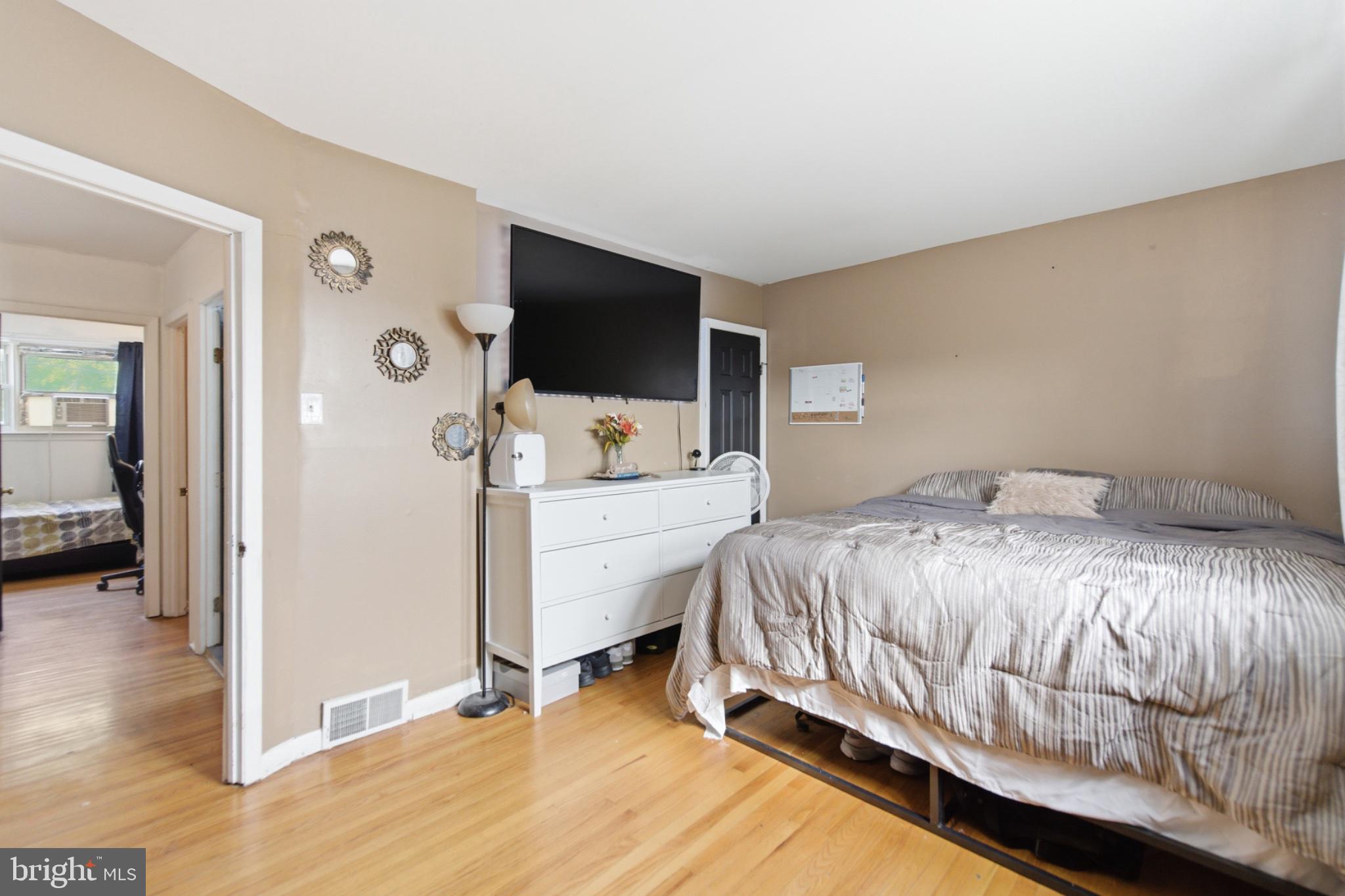 3602 Academy Road Philadelphia, PA 19154 - Photo 9 of 21 Cozy bedroom with warm wood floors.