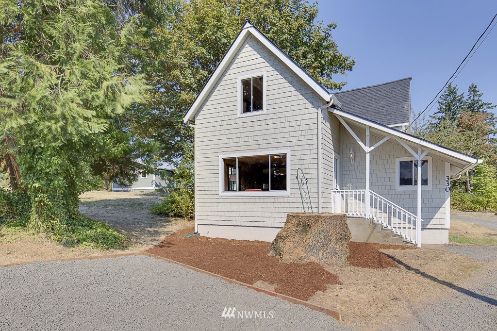 330 Northeast Paulson Road Poulsbo, WA 98370 - Photo 4 of 25 Gallery Image 4