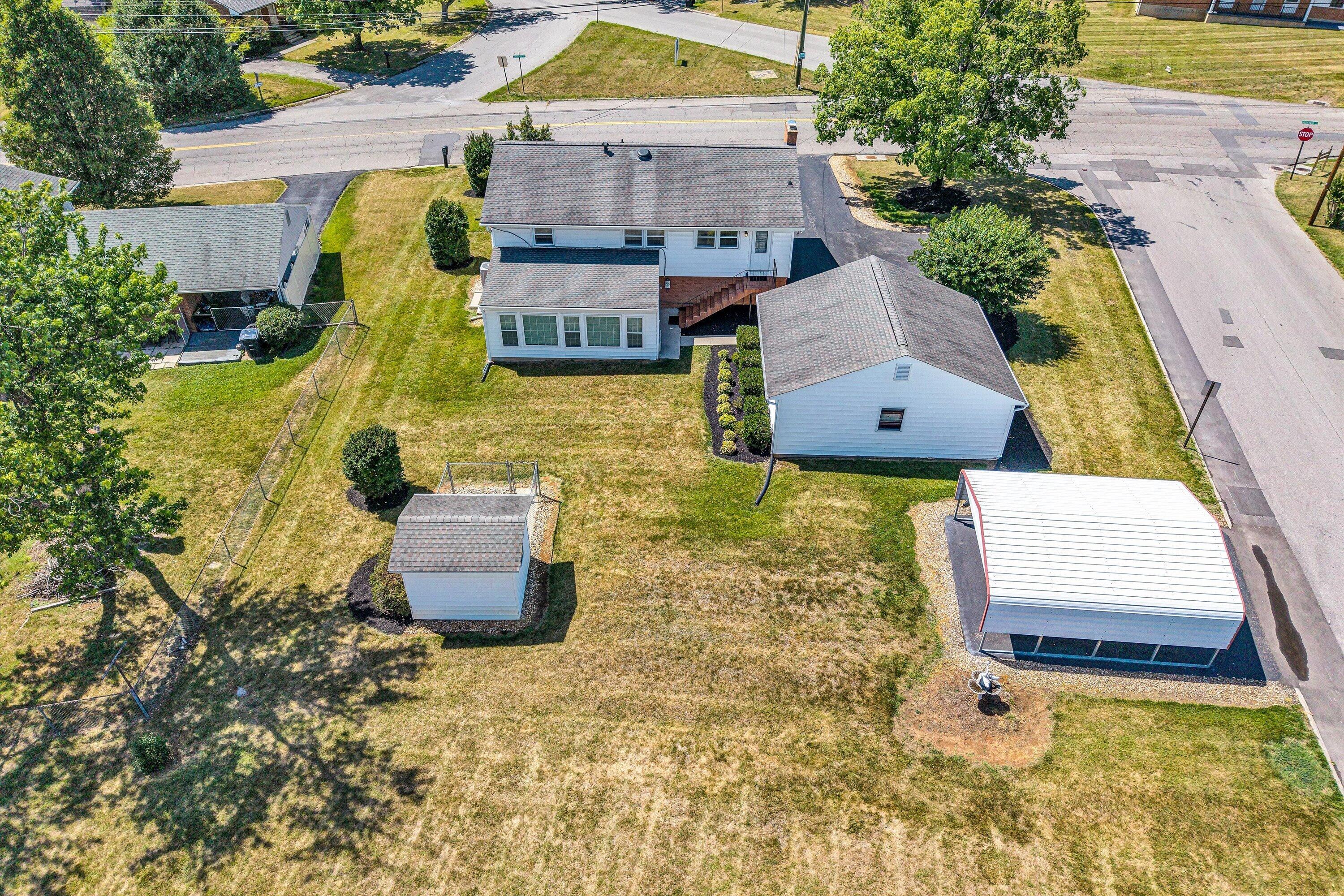 5602 Green Ridge Road Northwest Roanoke, VA 24019 - Photo 35 of 38 35-DJI_20260610153500_0031
