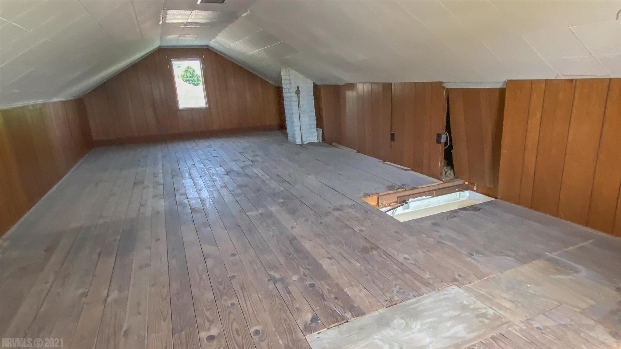 7485 Ridge Road Radford, VA 24141 - Photo 25 of 25 Gallery Image 25
