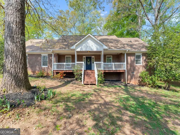$400,000 | 1890 Cleveland Road, Bogart, GA 30622