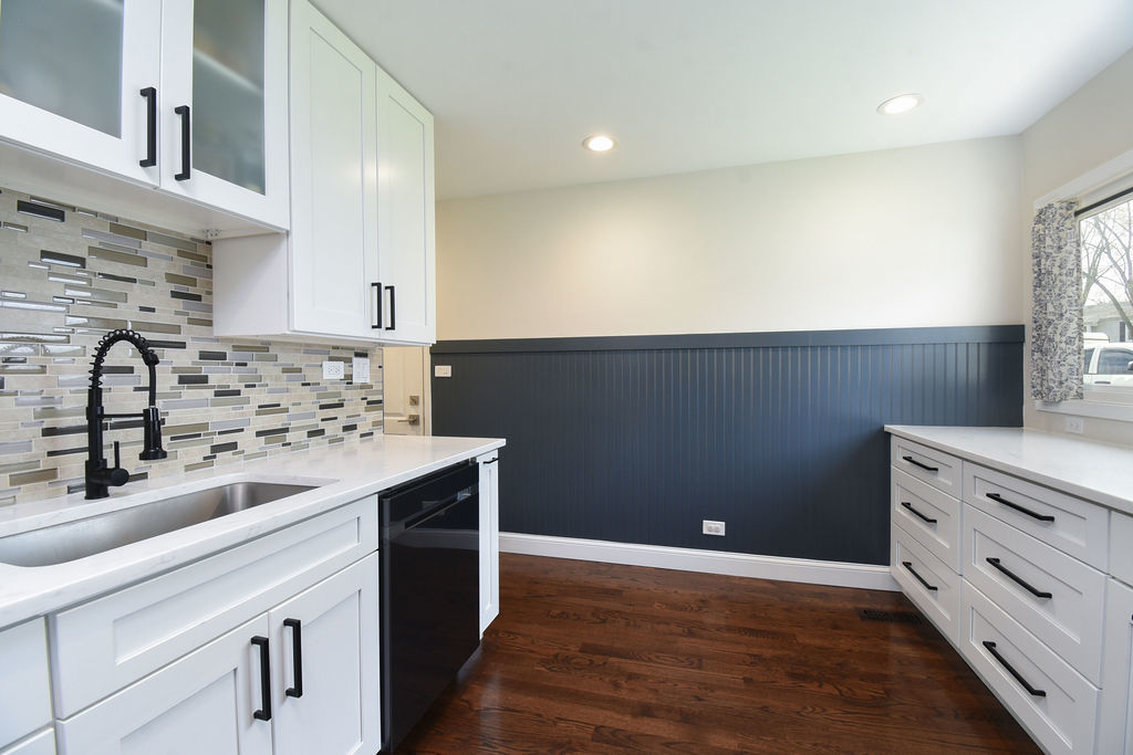 1112 North Old Bridge Road Palatine, IL 60067 - Photo 12 of 29