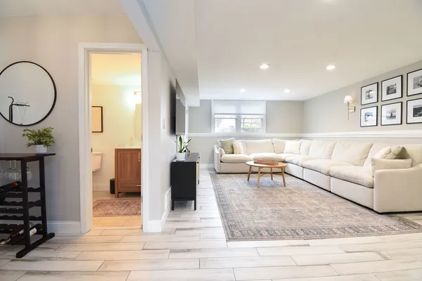$489,000 | 1112 North Old Bridge Road, Palatine, IL 60067