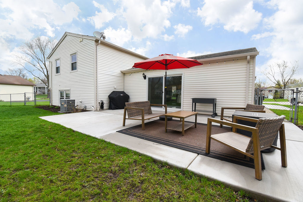 1112 North Old Bridge Road Palatine, IL 60067 - Photo 26 of 29