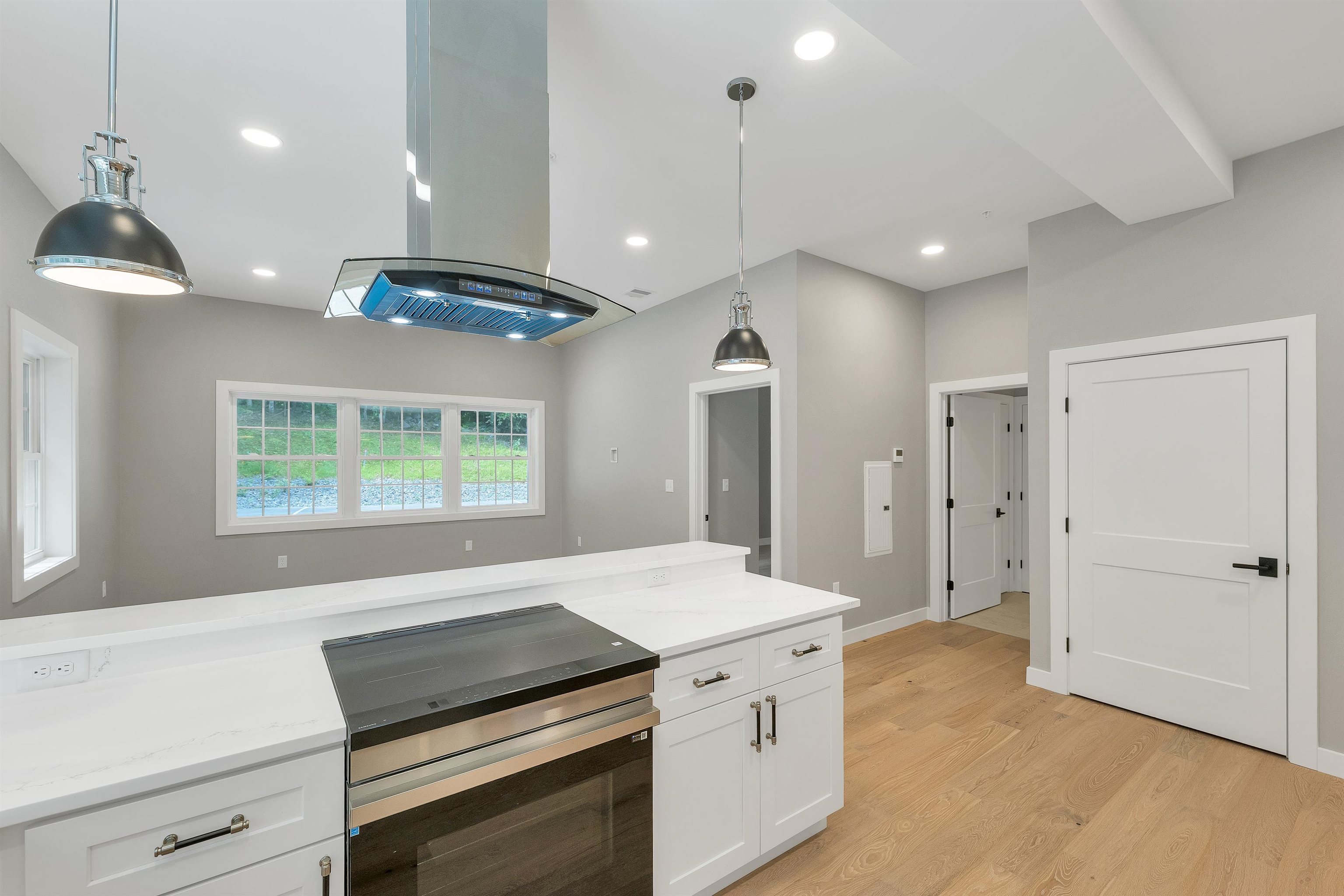 384 Main Street, Unit 101 Salem, NH 03079 - Photo 23 of 32
