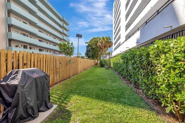 $435,000 | 1500 North Ocean Boulevard, Unit 203, Pompano Beach, FL 33062