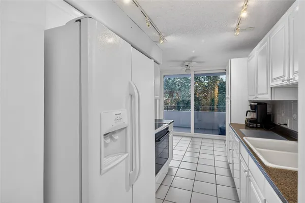 $435,000 | 1500 North Ocean Boulevard, Unit 203, Pompano Beach, FL 33062