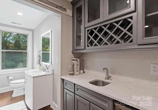 $2,085,000 | 4611 Harper Court, Charlotte, NC 28210