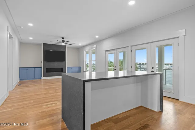 $2,399,900 | 208 Radio Island Road, Morehead City, NC 28516