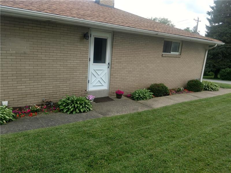 905 Irwin Run Road West Mifflin, PA 15122 - Photo 3 of 22 Gallery Image 3