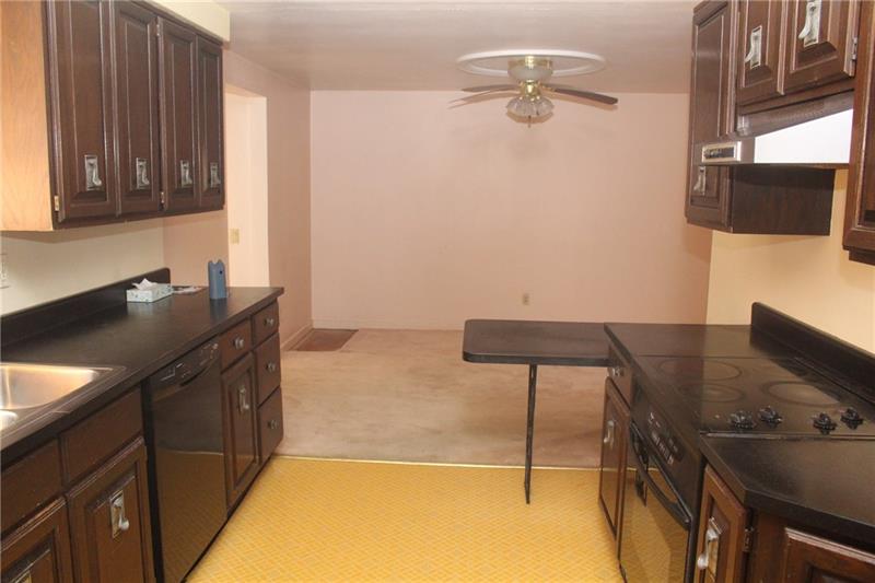 905 Irwin Run Road West Mifflin, PA 15122 - Photo 8 of 22 Gallery Image 8