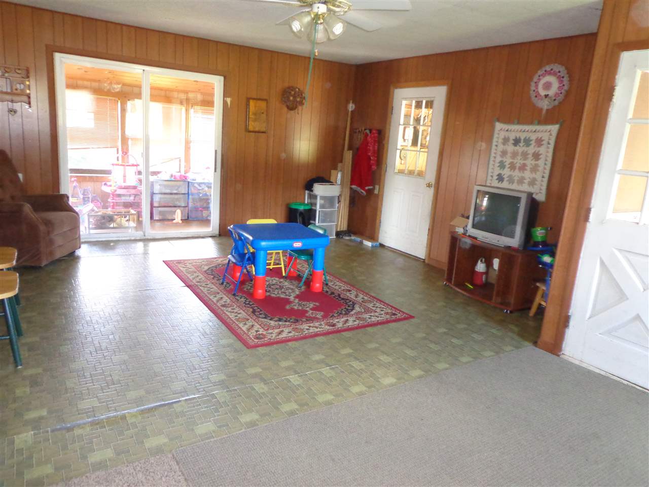 579 Armstrong Road Newport Town, VT 05857 - Photo 14 of 19 Gallery Image 14
